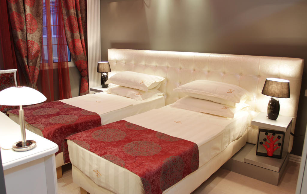 Hotel Boutique Vila Fernando Tirana Room photo