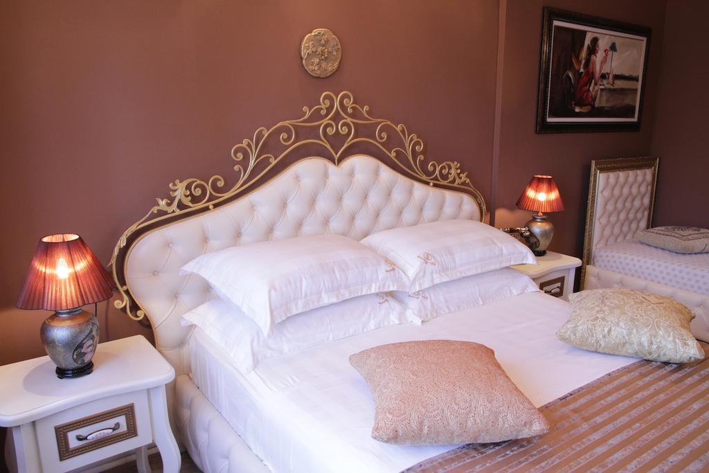 Hotel Boutique Vila Fernando Tirana Room photo