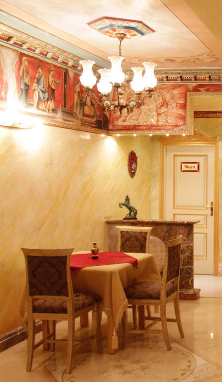 Hotel Boutique Vila Fernando Tirana Exterior photo