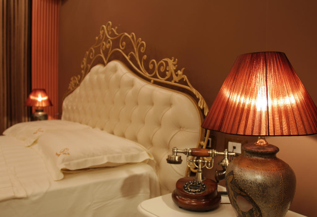 Hotel Boutique Vila Fernando Tirana Exterior photo